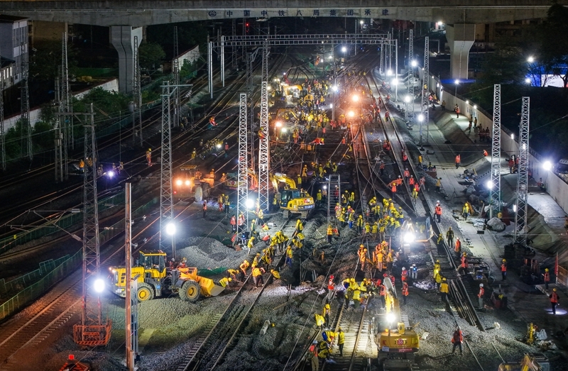 成渝中线高铁成都站改建工程整体过半|凯发平台官网地址